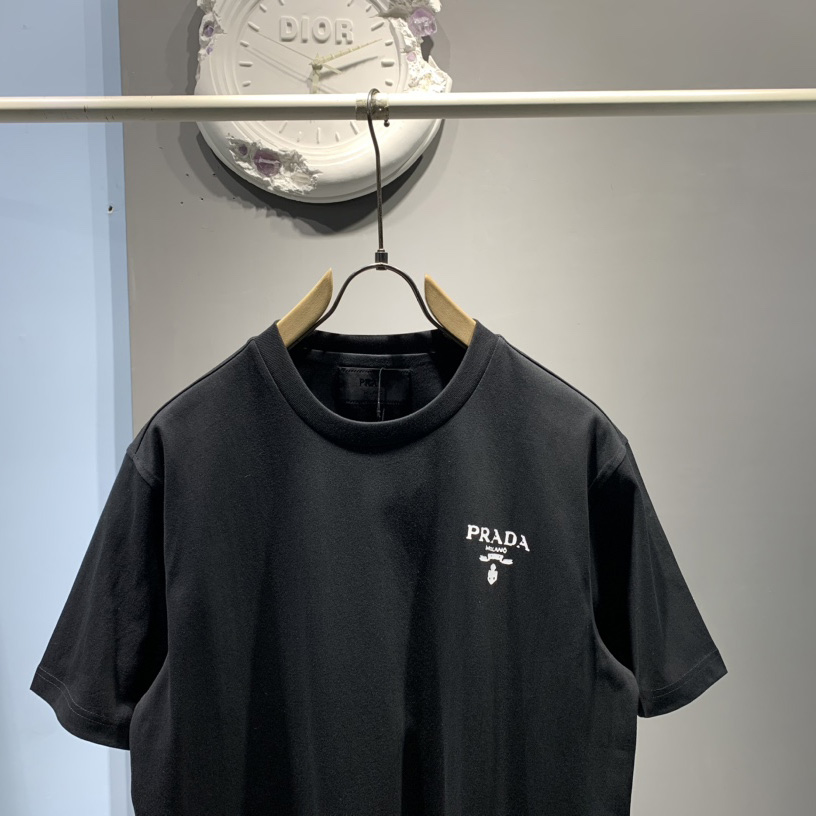 Prada Cotton T-Shirt With Re-Nylon Details - DesignerGu