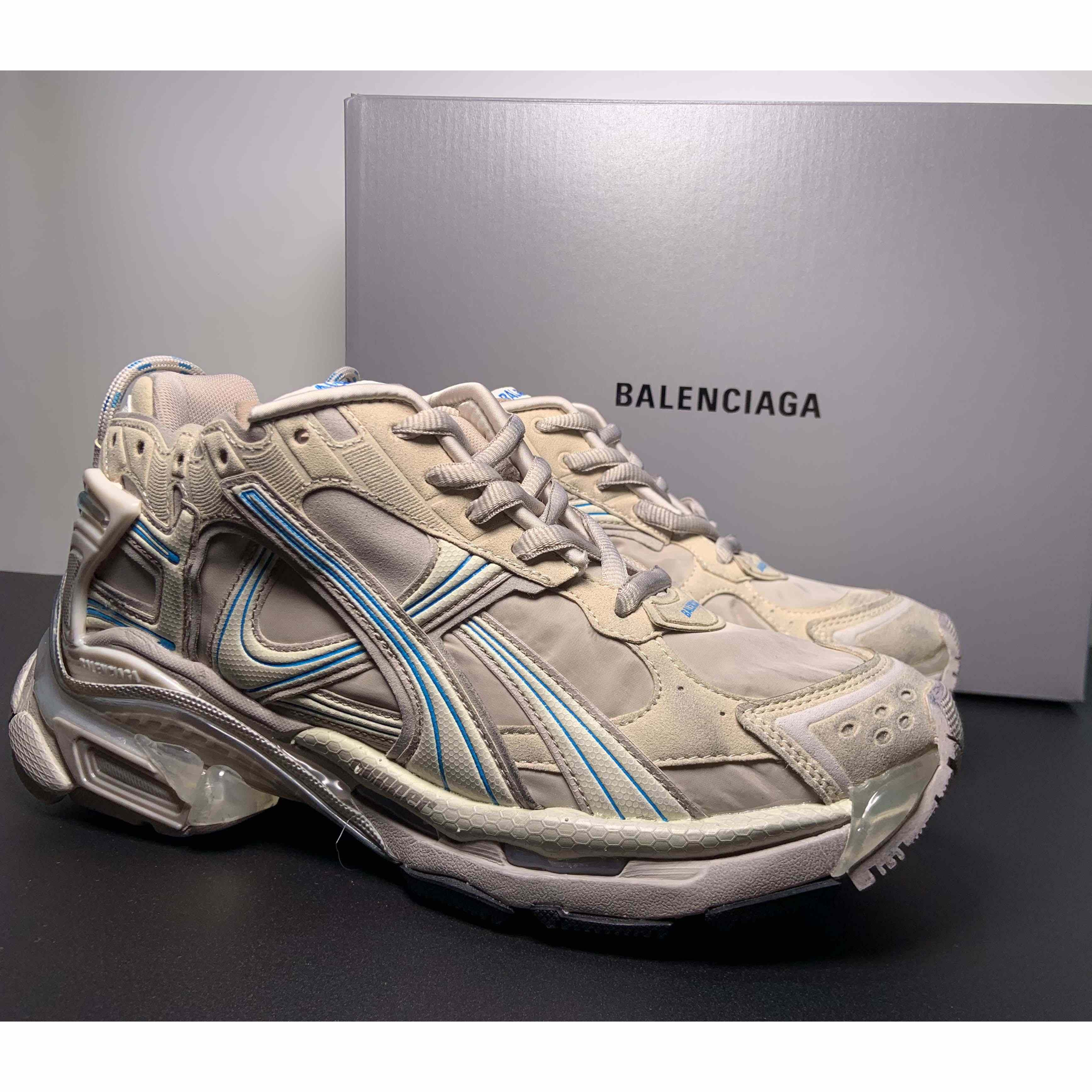 Balenciaga Runner Sneaker - DesignerGu