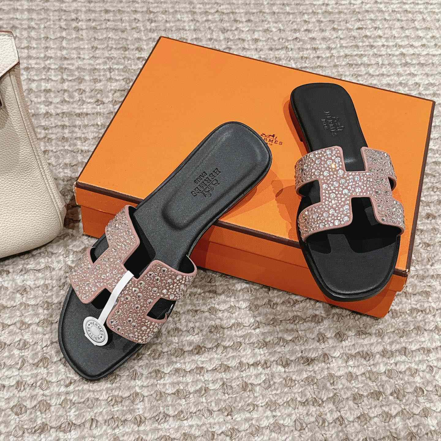 Hermes Oran Sandal - DesignerGu