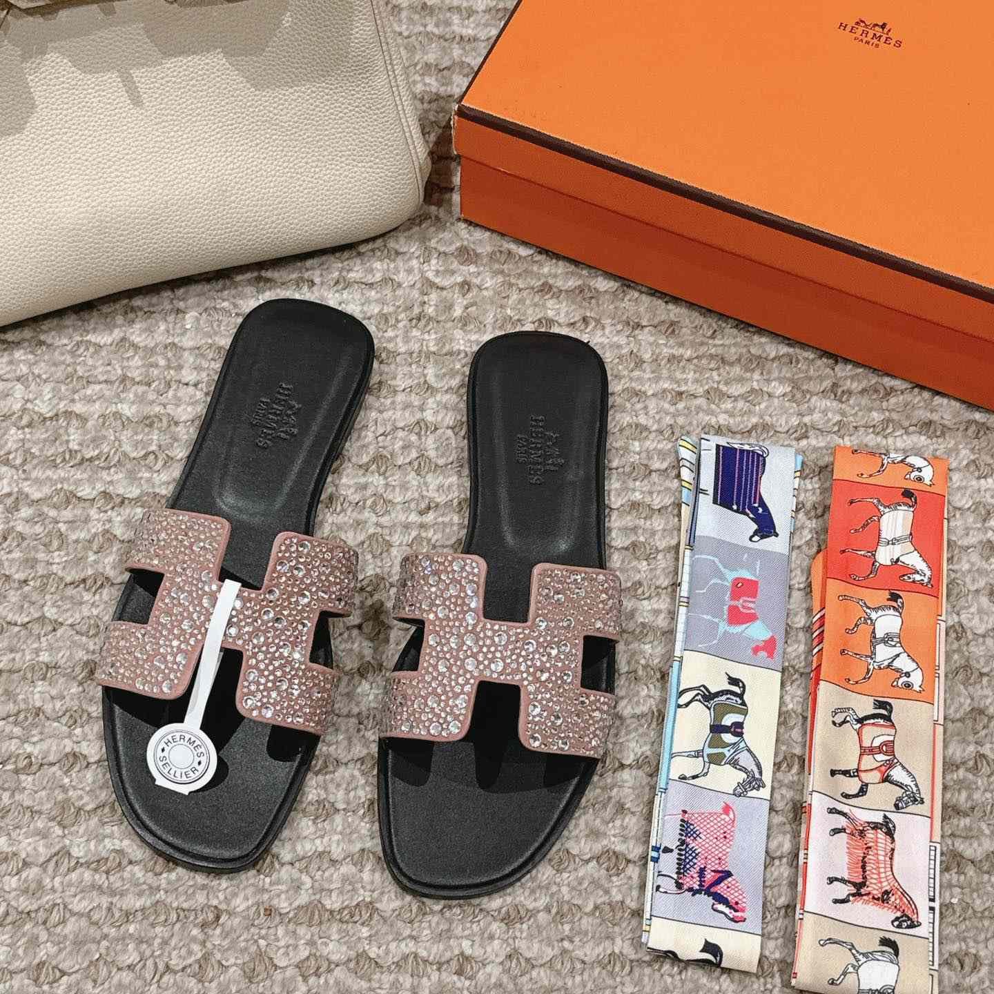 Hermes Oran Sandal - DesignerGu