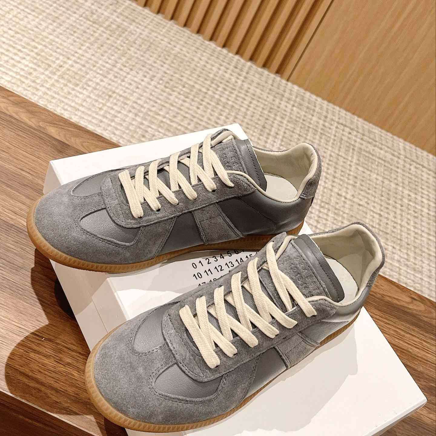 Maison Margiela Paint Replica Low-top Sneakers - DesignerGu