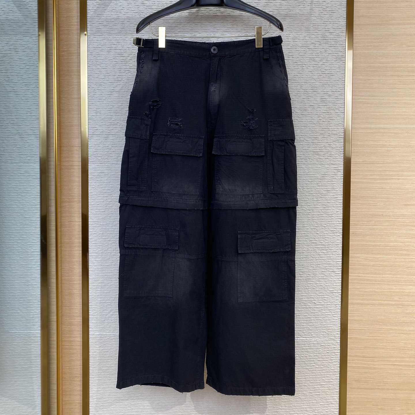 Balenciaga Large Cargo Pants In Black - DesignerGu