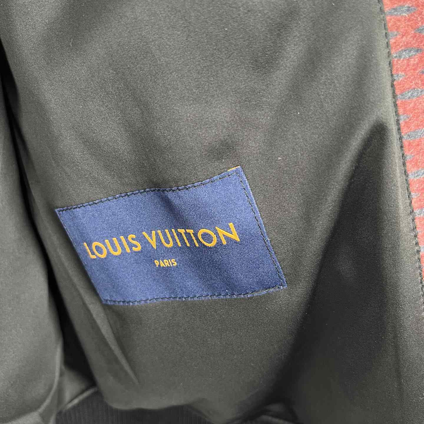 Louis Vuitton Damier Varsity Blouson   1AFXGV - DesignerGu