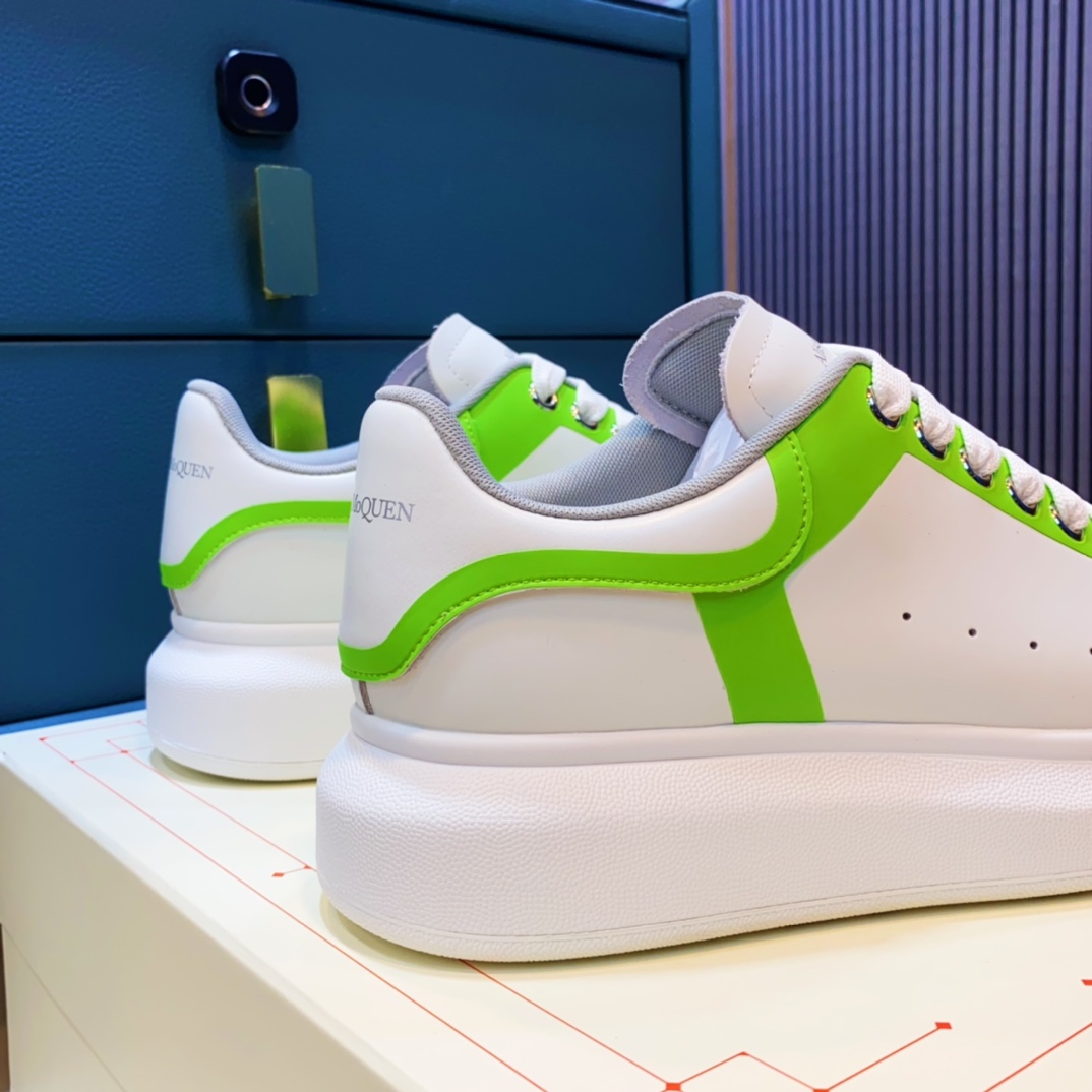 Alexander Mcqueen Oversized Sneaker 'White Green Ombre' - DesignerGu