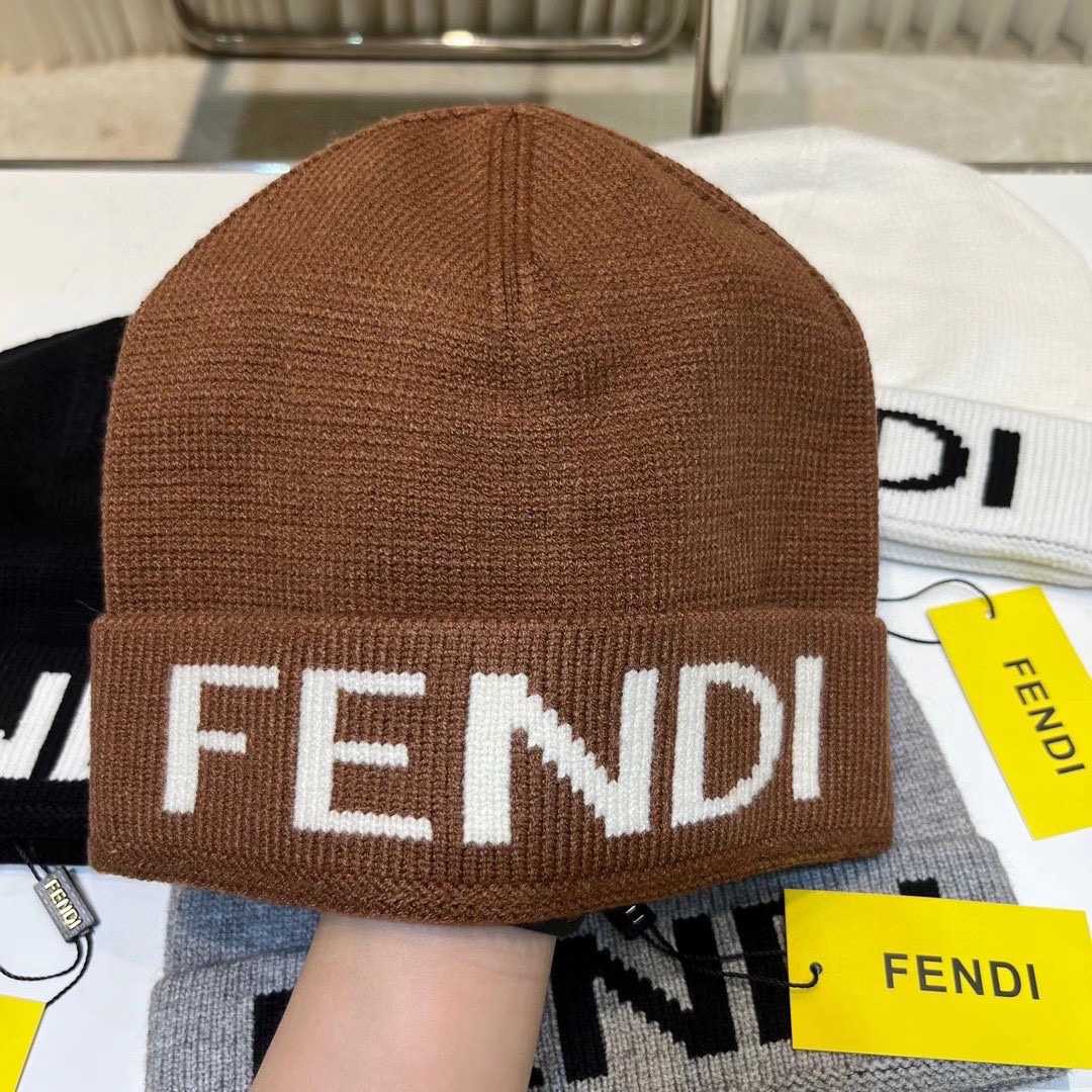 Fendi Beanie  - DesignerGu