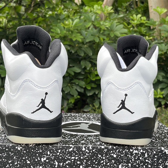 Air Jordan 5 “Reverse Metallic” Sneakers    DD0587-110 - DesignerGu