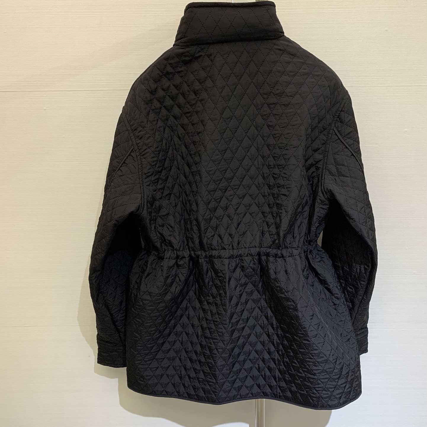 Burberry Check Hood Quilted Nylon Jacket - DesignerGu