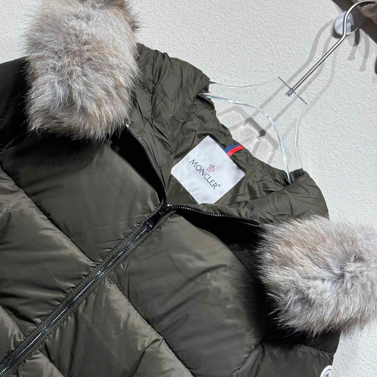 Moncler Boed Down Jacket - DesignerGu