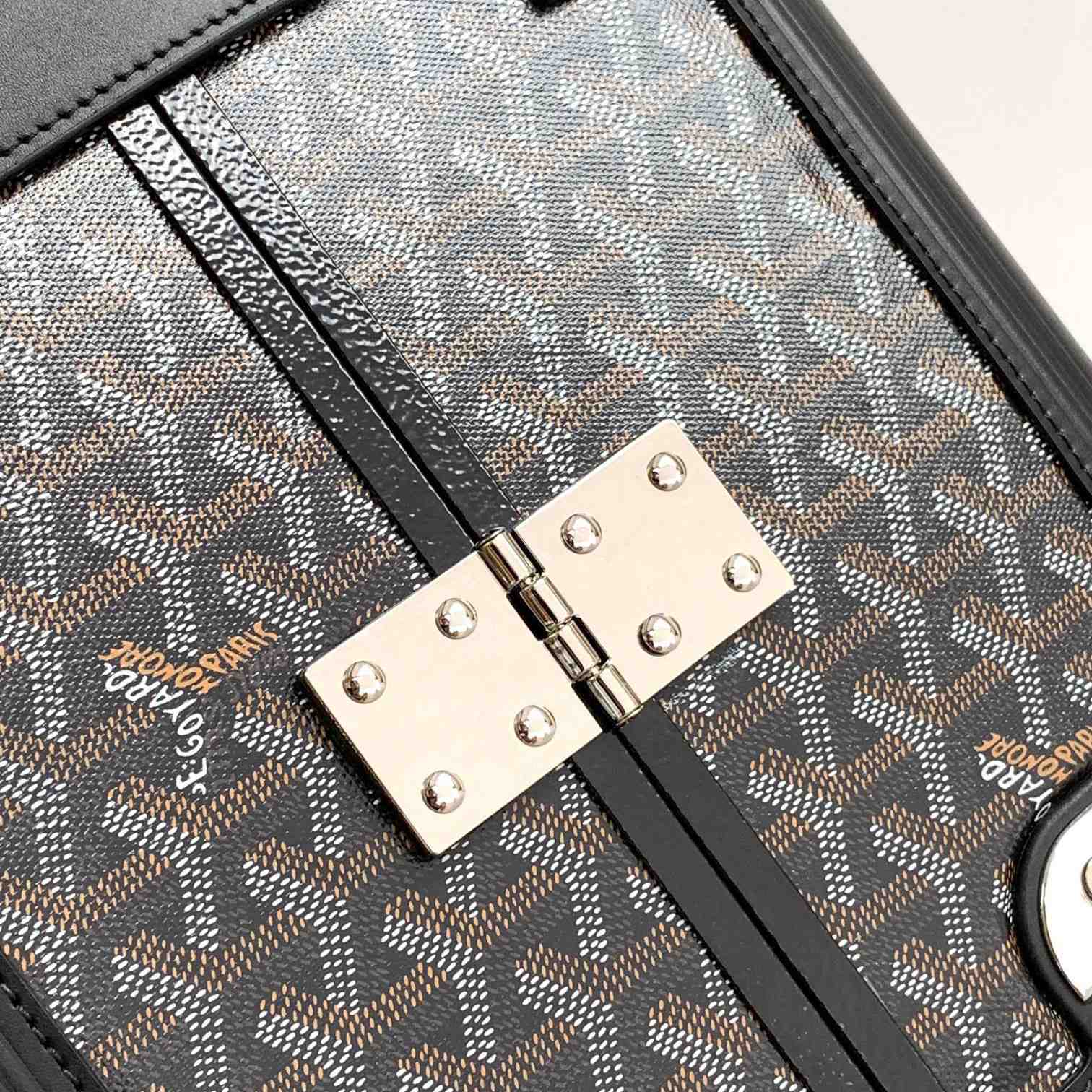 Goyard Bourget PM Trolley Case - DesignerGu