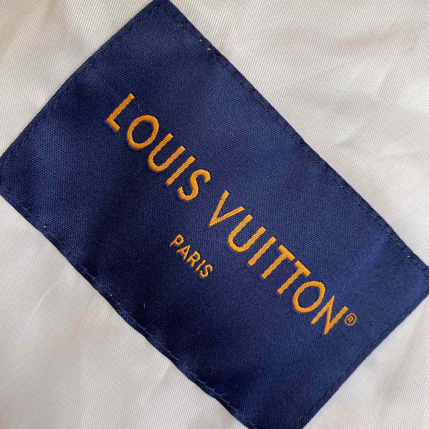 Louis Vuitton Mink Trucker Jacket   1AFXB7 - DesignerGu