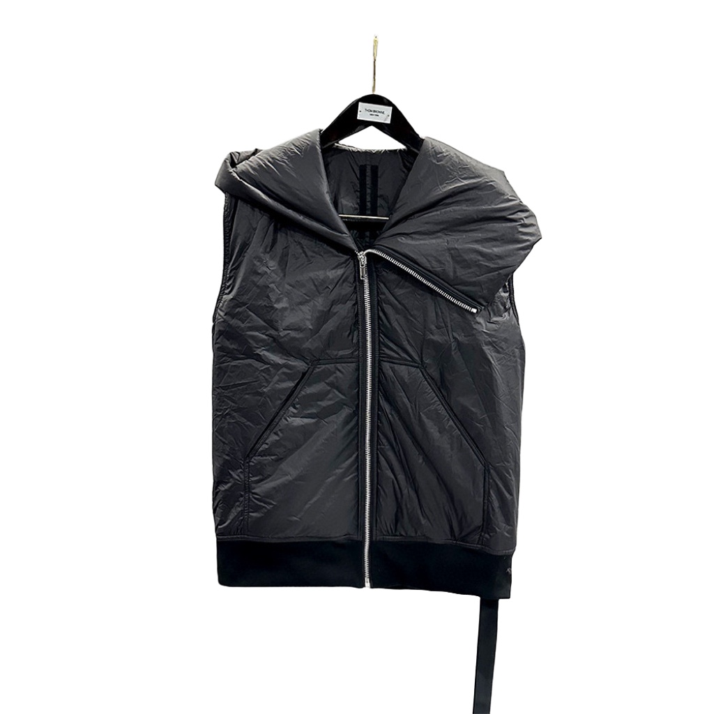 Rick Owens Padded nylon vest with hood - DesignerGu