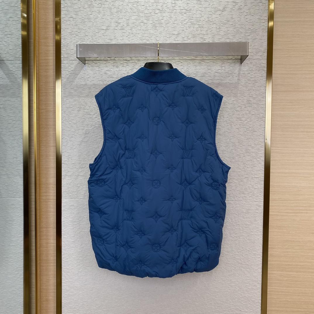 Louis Vuitton Monogram Quilted Gilet     1AFADW - DesignerGu