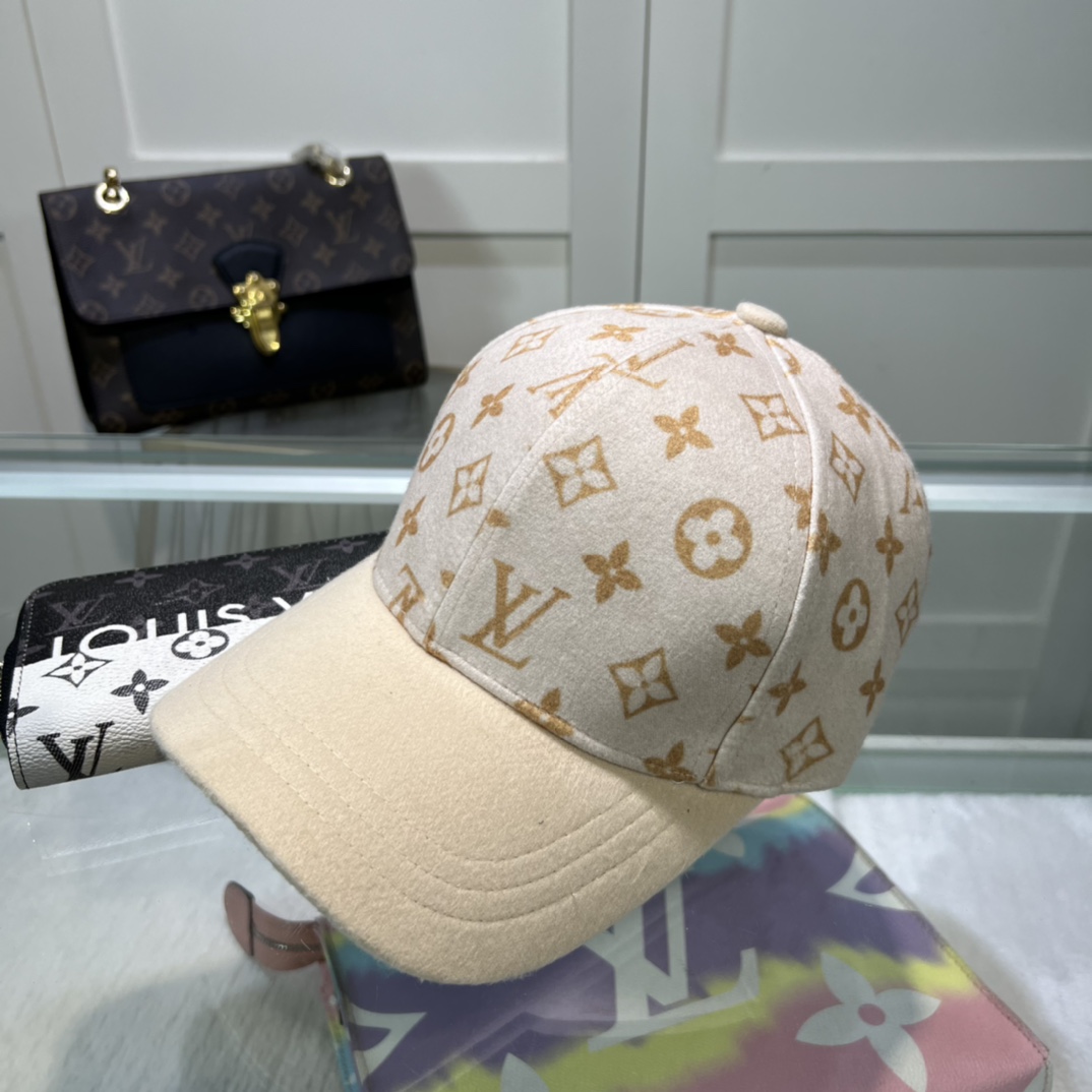 Louis Vuitton Cap - DesignerGu