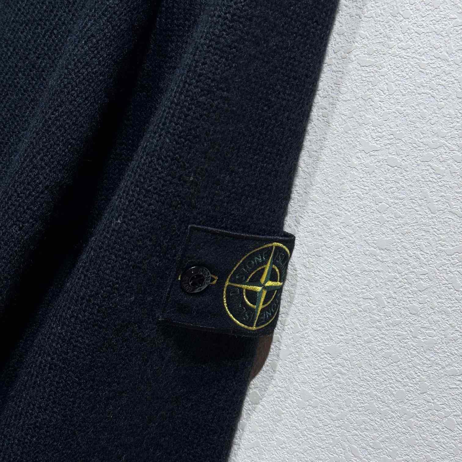 Stone Island Cardigan - DesignerGu