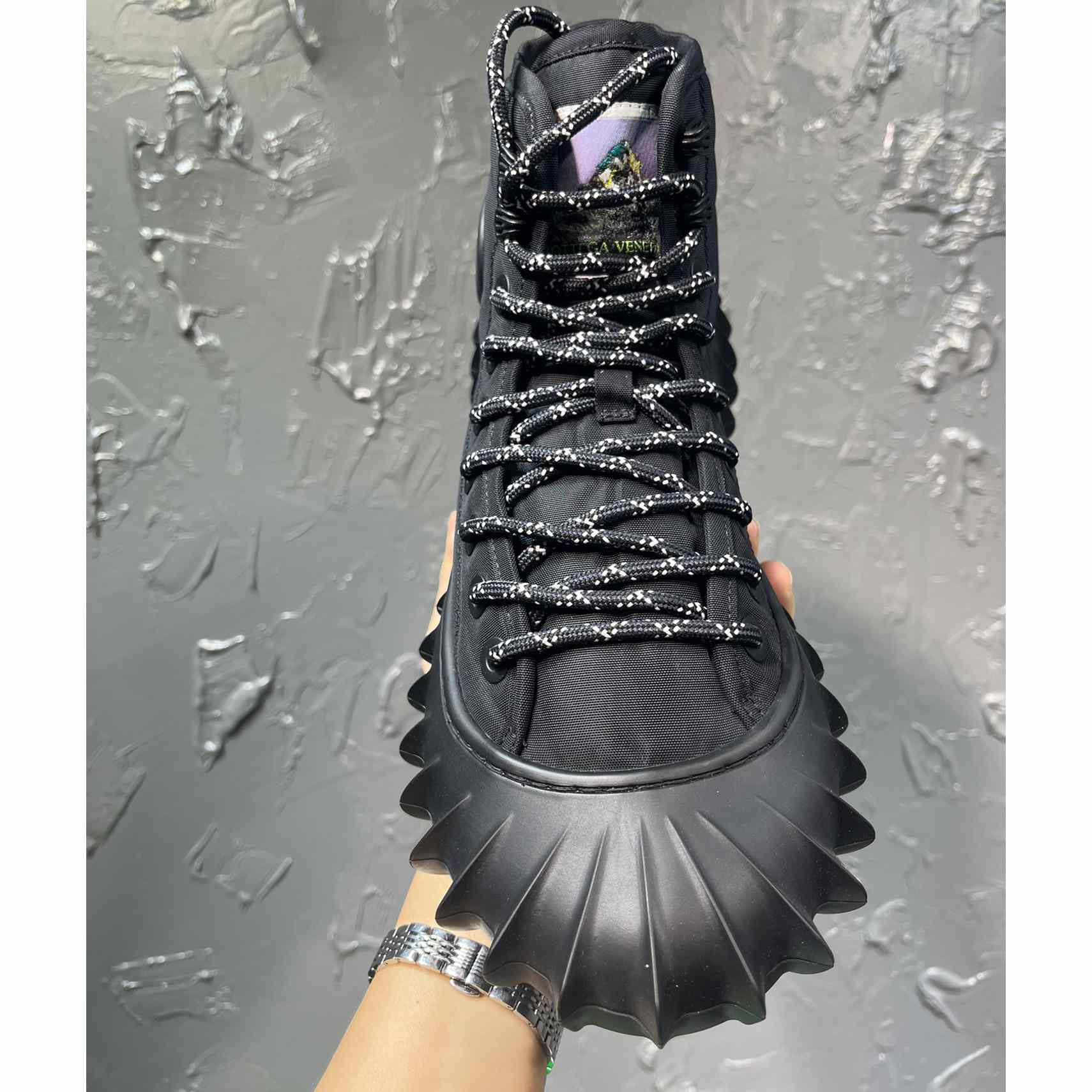 Bottega Veneta Denver Sneaker - DesignerGu