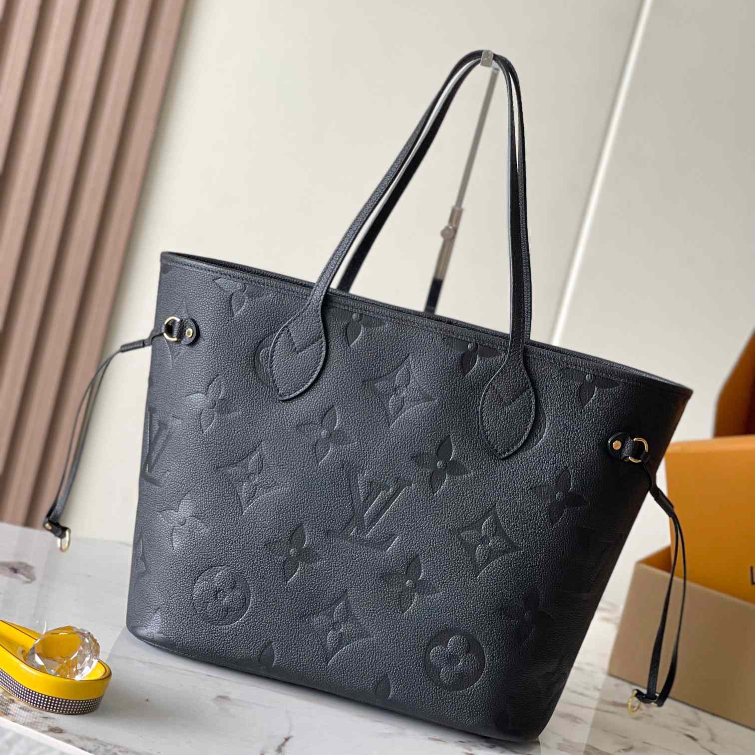 Louis Vuitton Neverfull MM Tote(31*28*14CM)  M45685 - DesignerGu