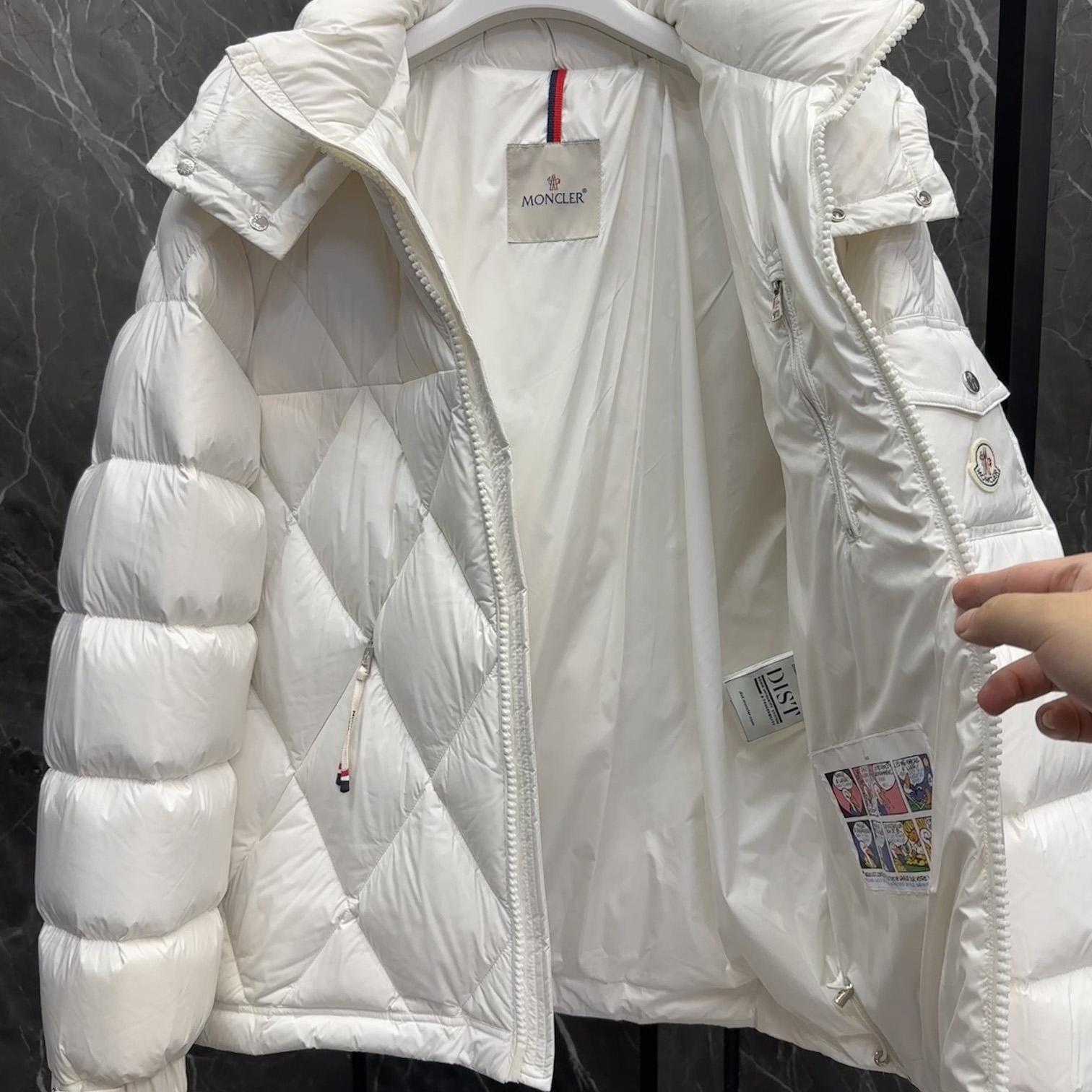 Moncler Averole Short Down Jacket - DesignerGu