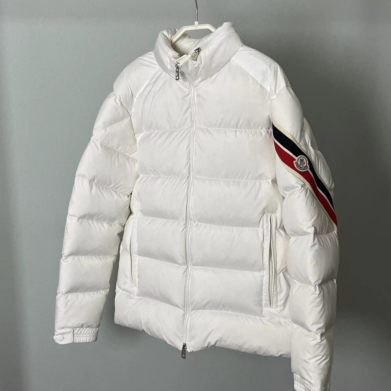 Moncler Solayan Short Down Jacket - DesignerGu