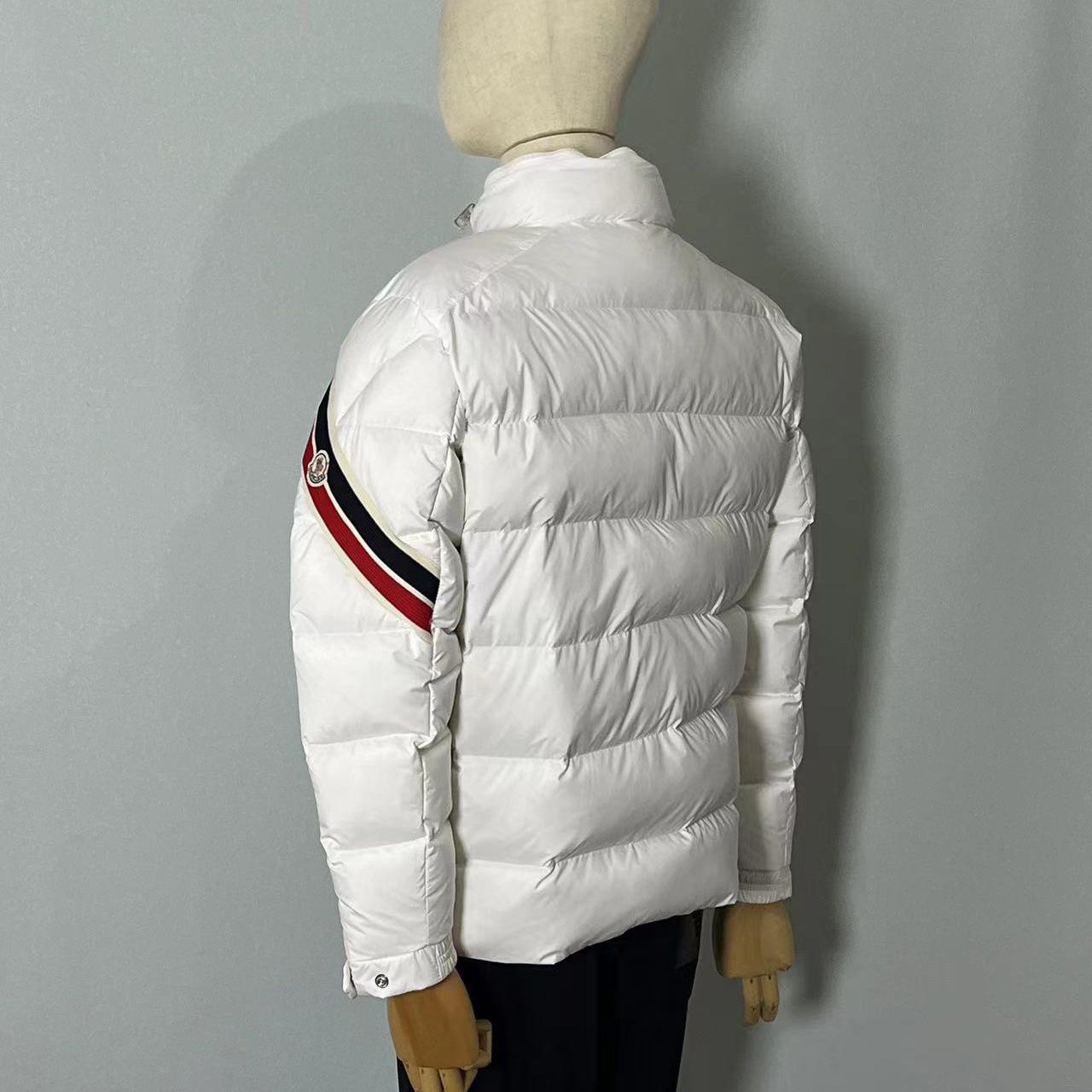 Moncler Solayan Short Down Jacket - DesignerGu