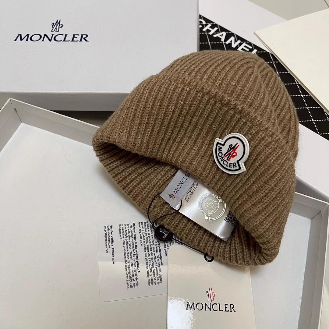 Moncler Beanie  - DesignerGu