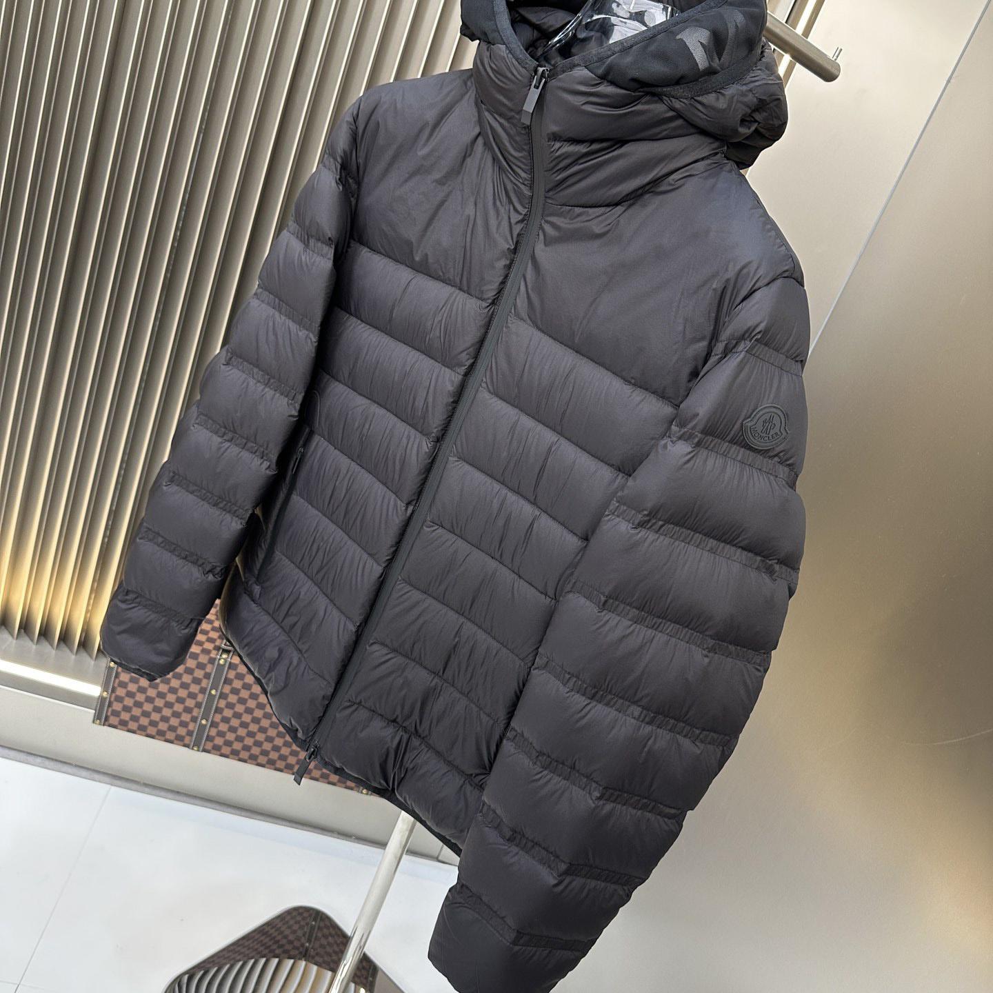 Moncler Hooded Puffer Jacket - DesignerGu