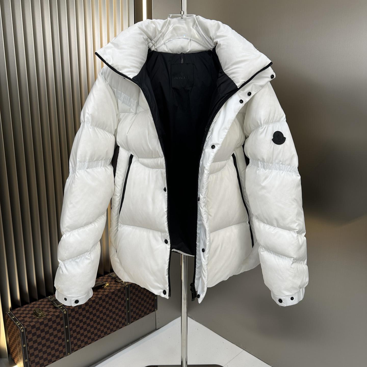 Moncler Jarama Hooded Puffer Jacket - DesignerGu