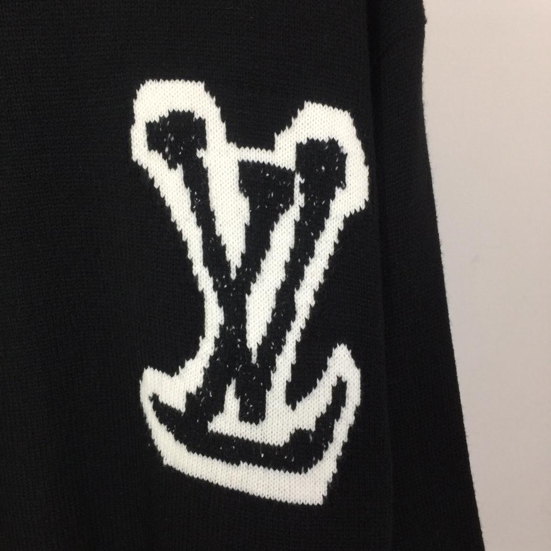 Louis Vuitton Logo Sweater - DesignerGu