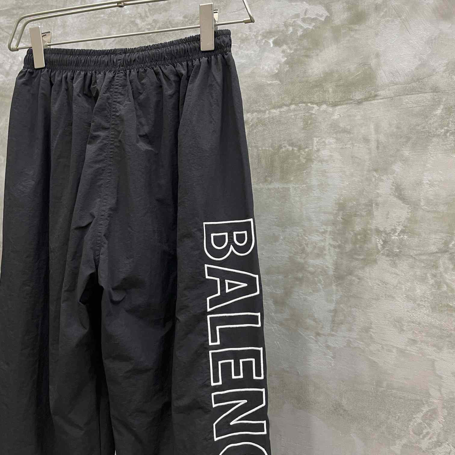 Balenciaga Outline Baggy Pants In Black - DesignerGu