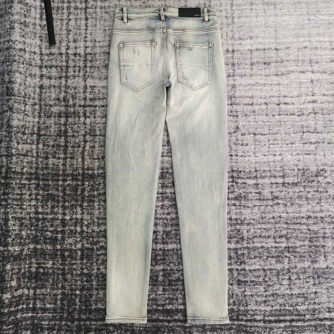 Amiri Slim Fit Jeans    680 - DesignerGu