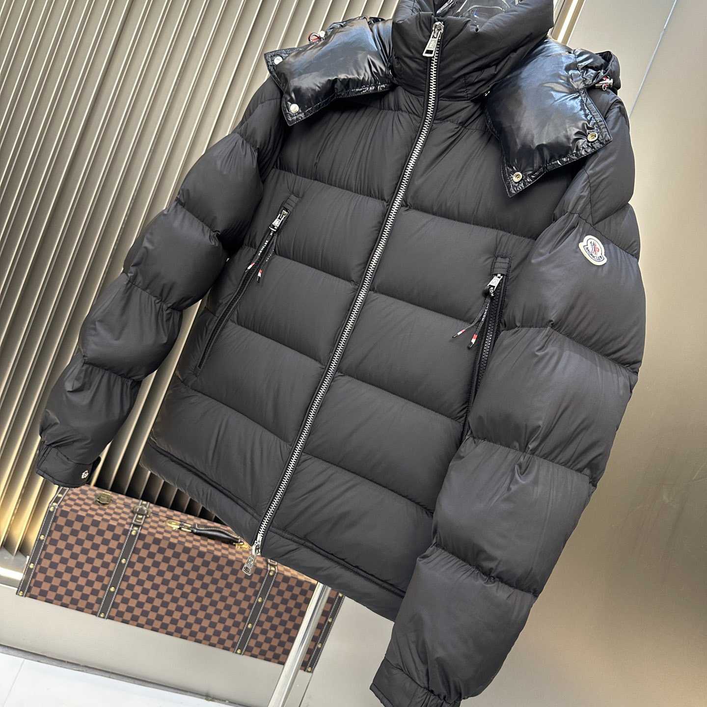 Moncler Poirier Puffer Jacket - DesignerGu