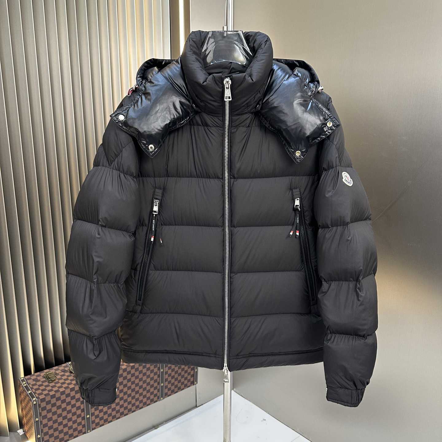 Moncler Poirier Puffer Jacket - DesignerGu