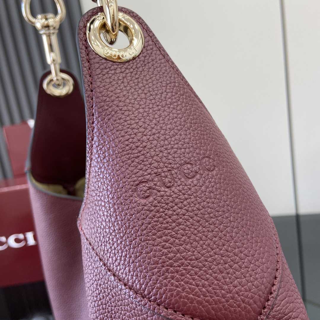 Gucci B Medium Shoulder Bag - DesignerGu