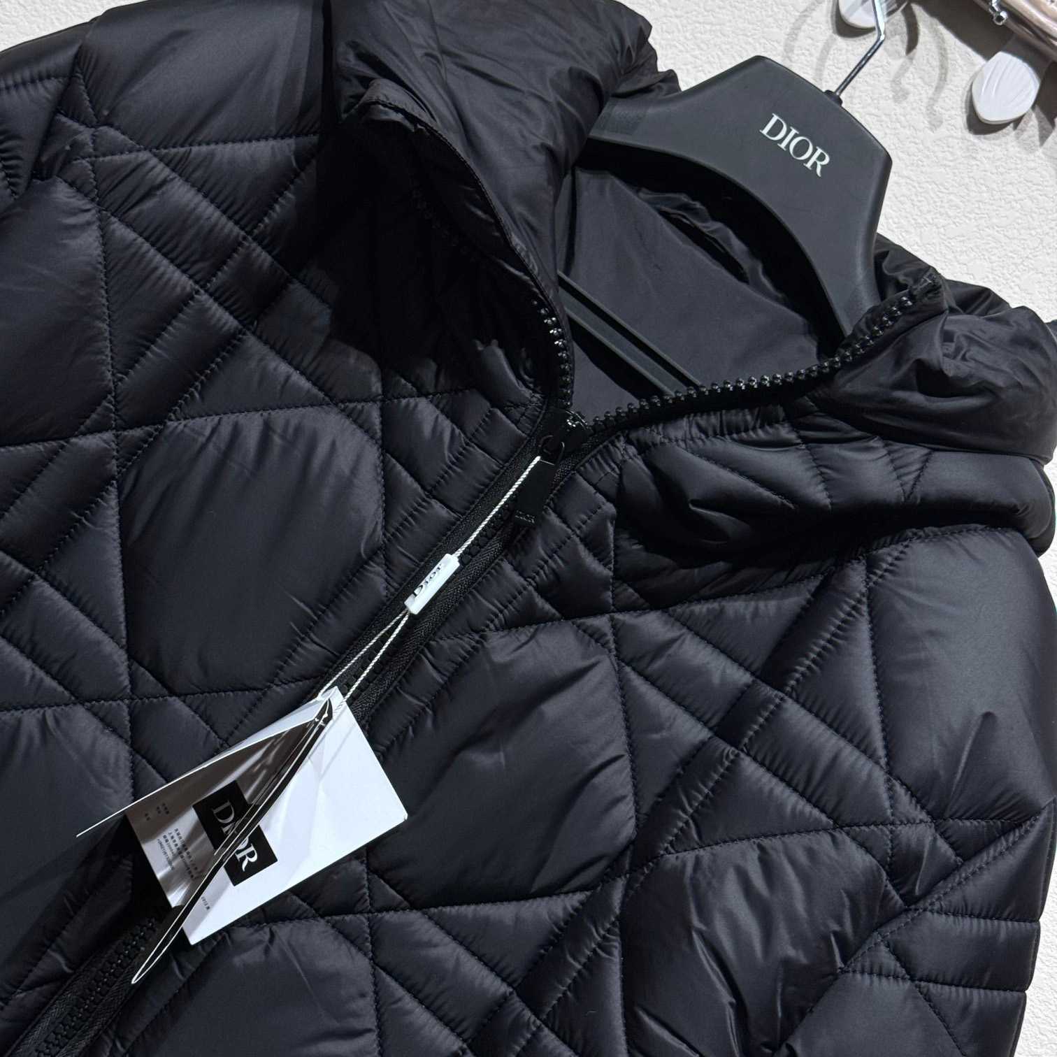 Dior Puffer Jacket - DesignerGu