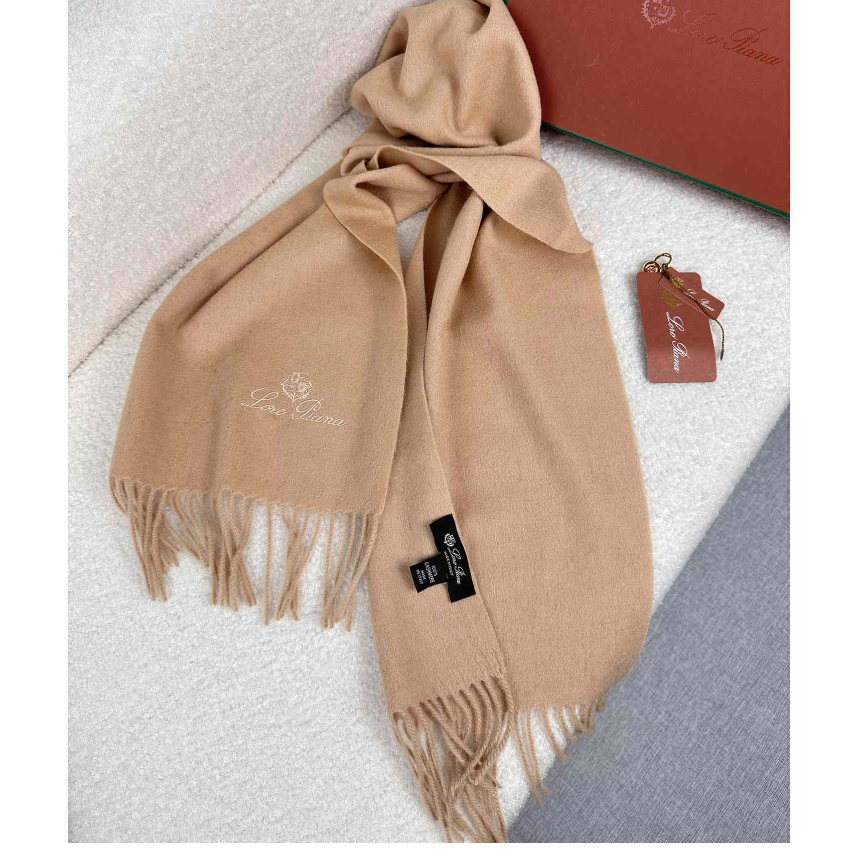 Loro Piana Grande Unita Scarf - DesignerGu