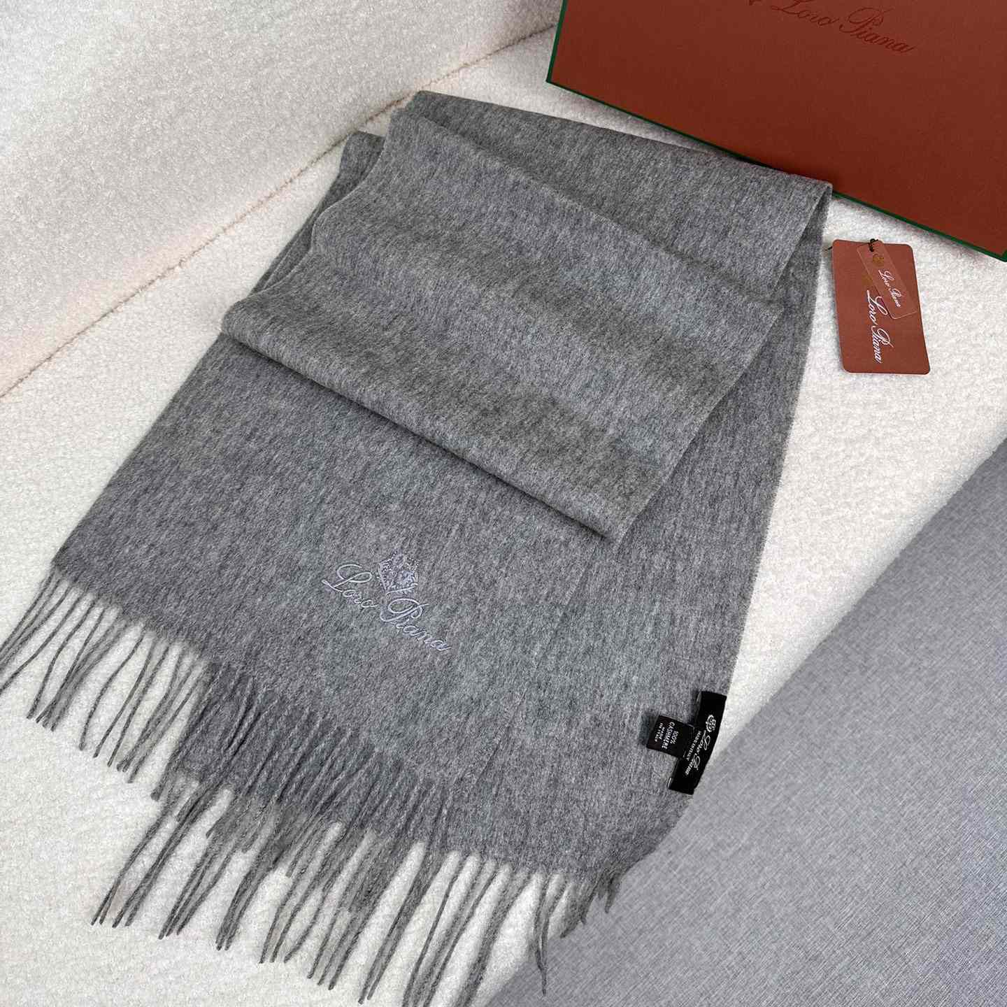 Loro Piana Grande Unita Scarf - DesignerGu