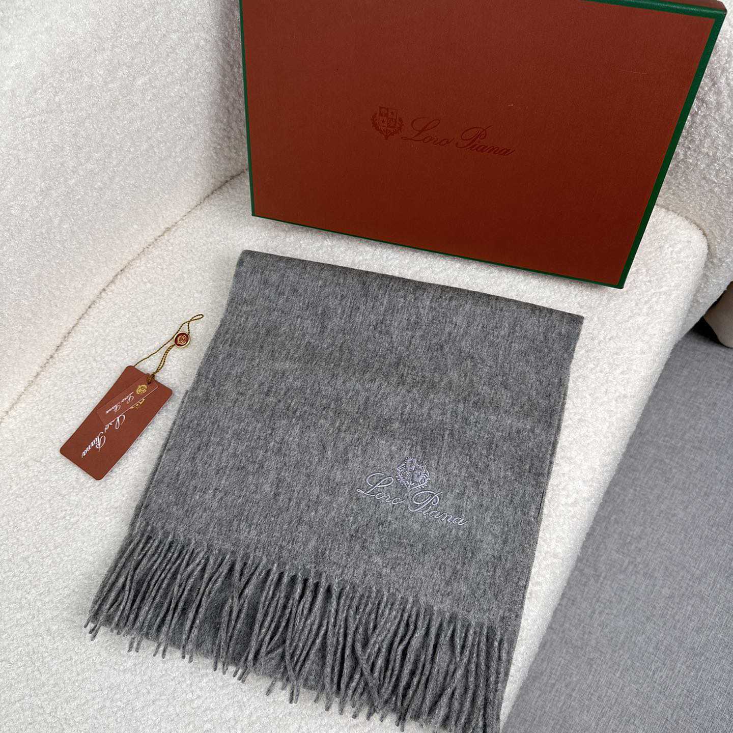 Loro Piana Grande Unita Scarf - DesignerGu