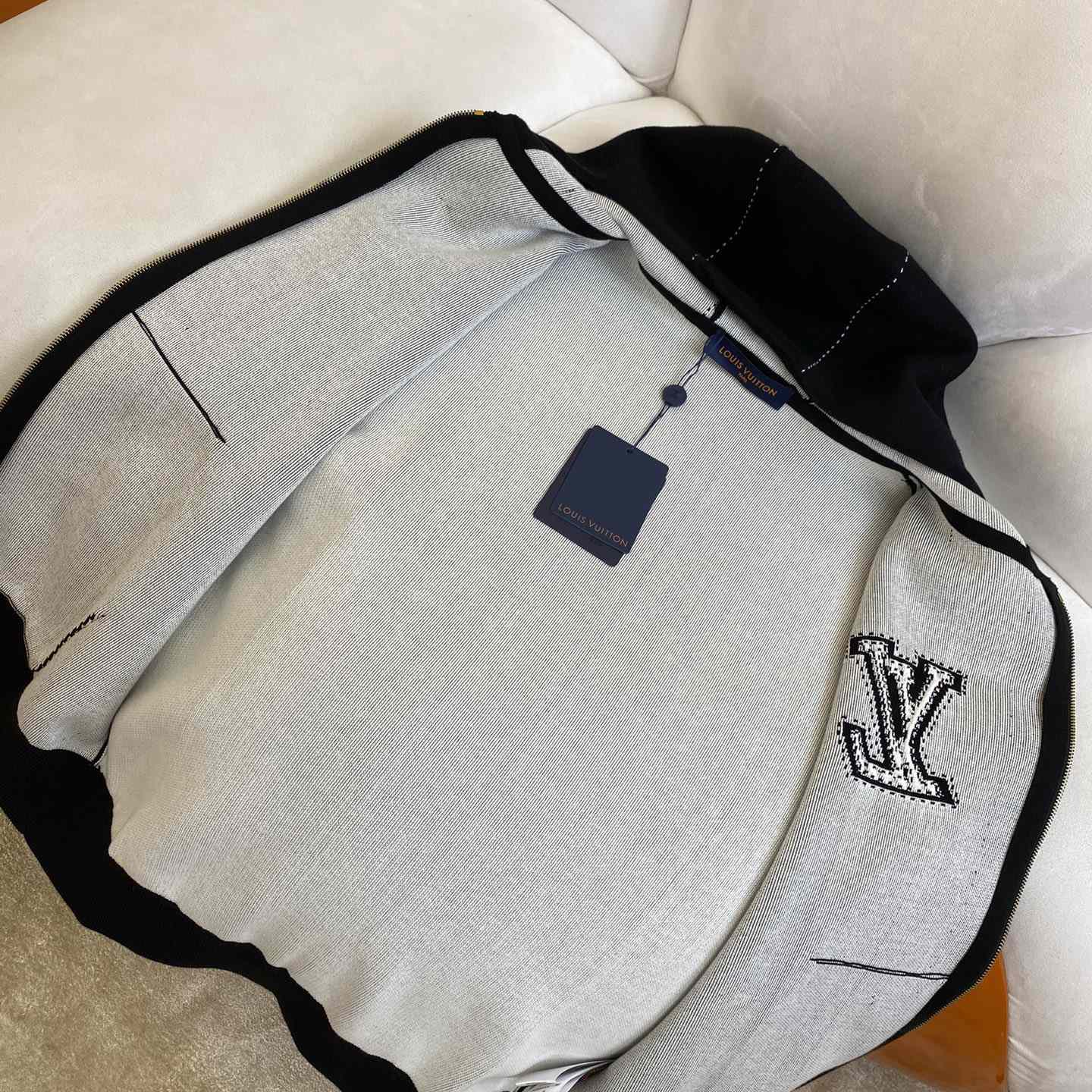 Louis Vuitton Graphic Intarsia Zipped Cotton Hoodie   1AFXKW - DesignerGu