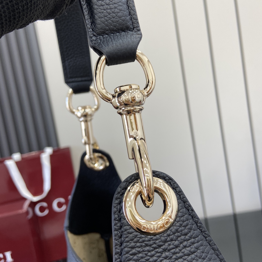 Gucci B Medium Shoulder Bag - DesignerGu