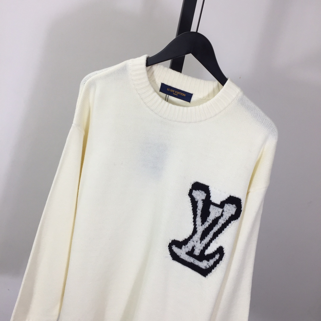 Louis Vuitton Logo Sweater - DesignerGu