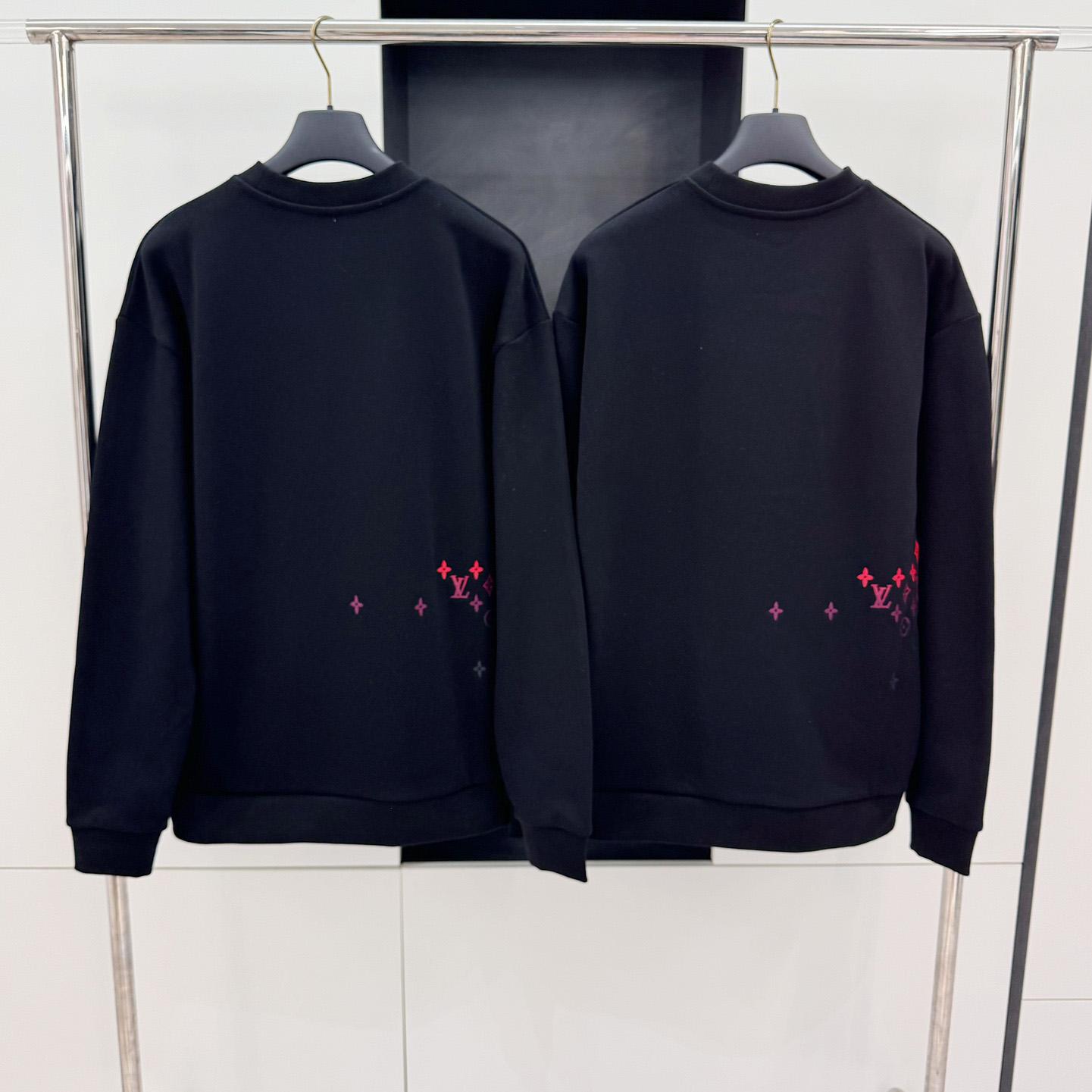 Louis Vuitton Monogram Sweatshirt - DesignerGu