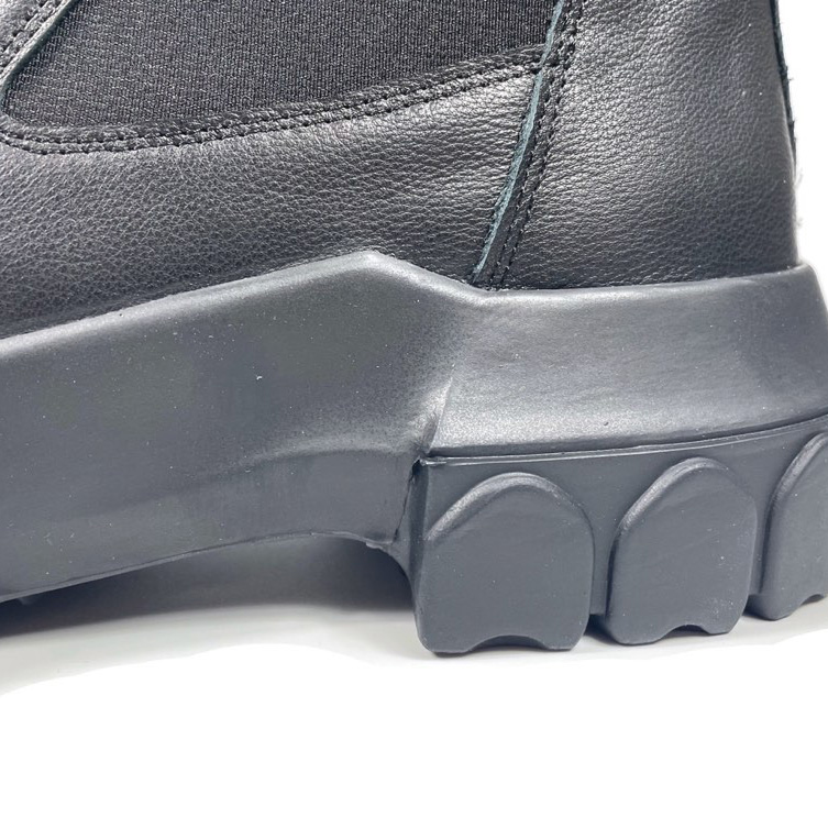 Rick Owens Beatle Bozo Tractor Boots - DesignerGu