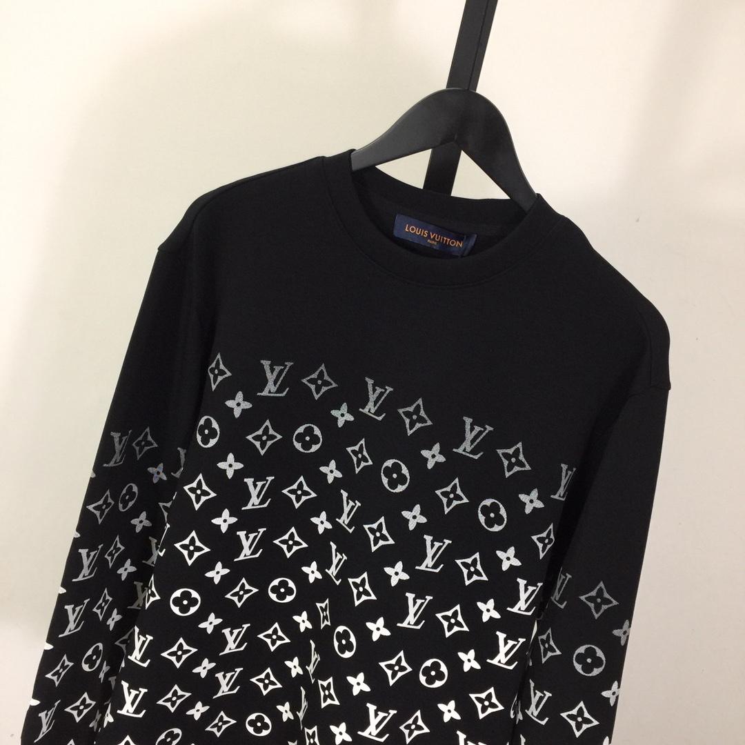 Louis Vuitton Monogram Sweatshirt - DesignerGu