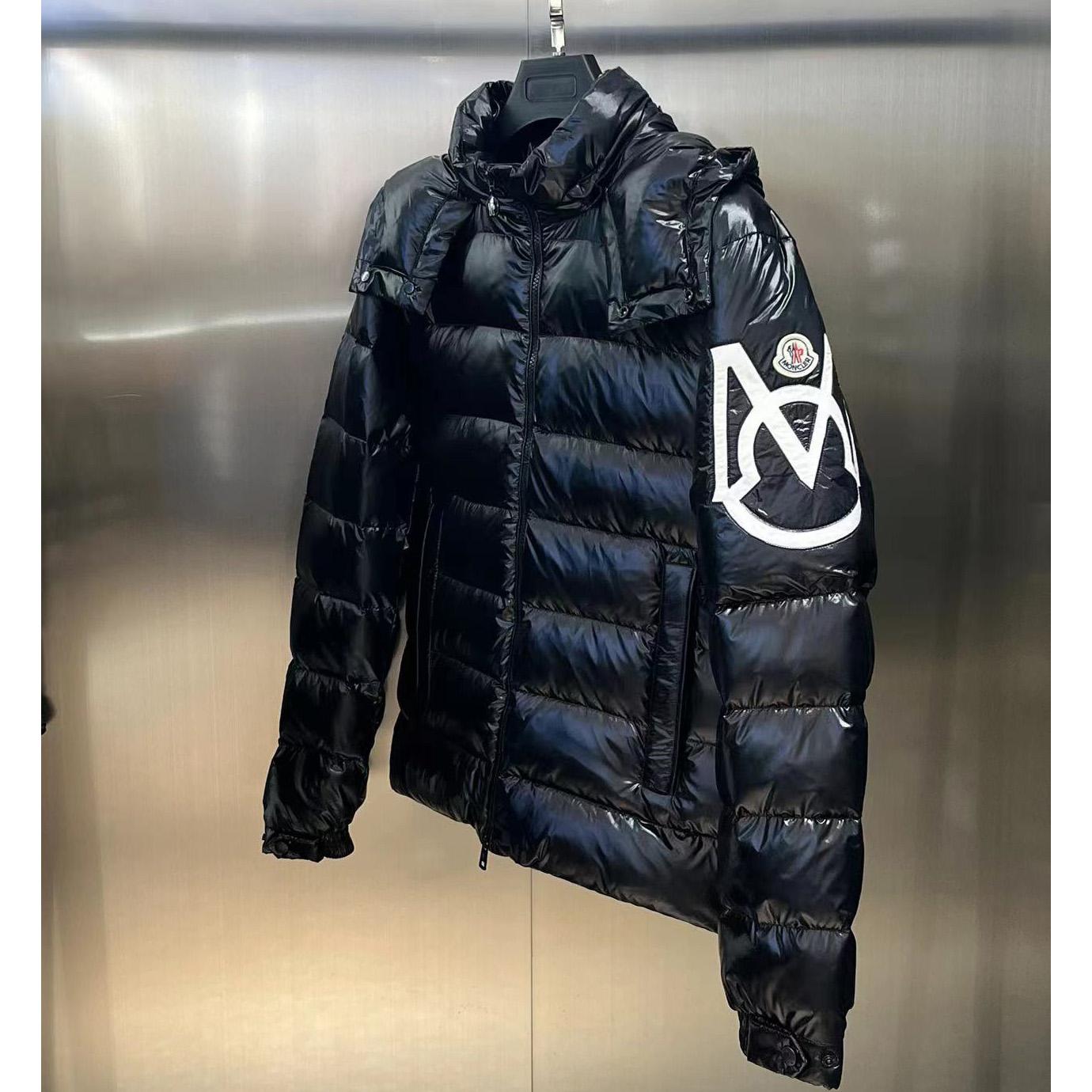 Moncler Saulx Short Down Jacket - DesignerGu