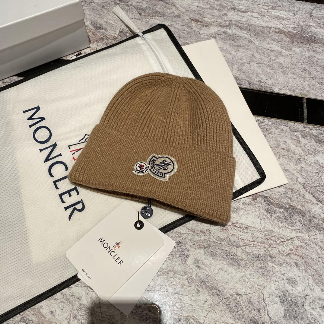 Moncler Beanie  - DesignerGu