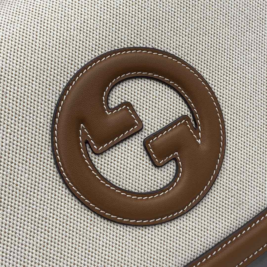 Gucci Blondie Medium Top Handle Bag - DesignerGu