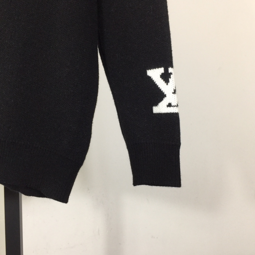 Louis Vuitton Monogram Sweater - DesignerGu