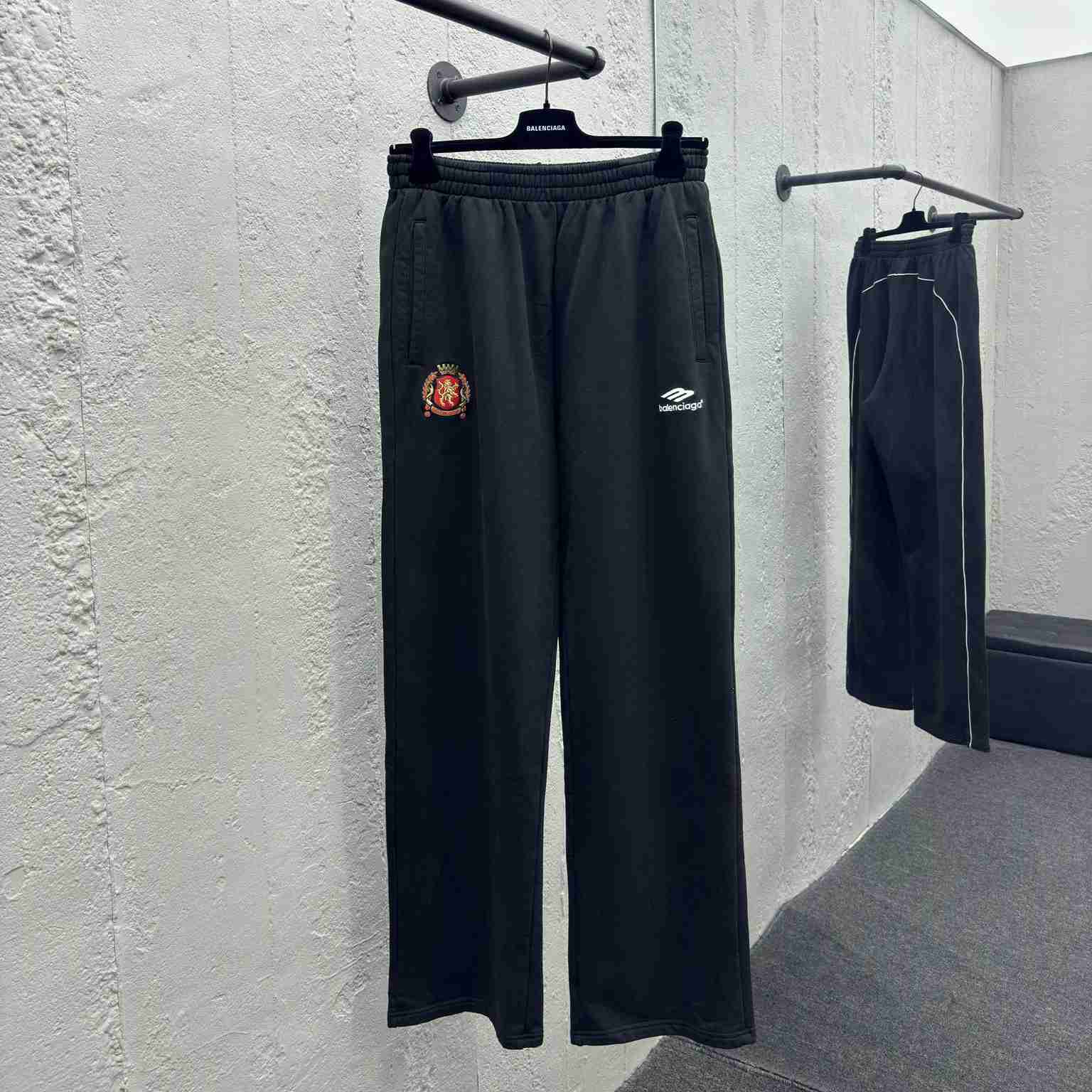 Balenciaga Soccer Tracksuit Pants - DesignerGu