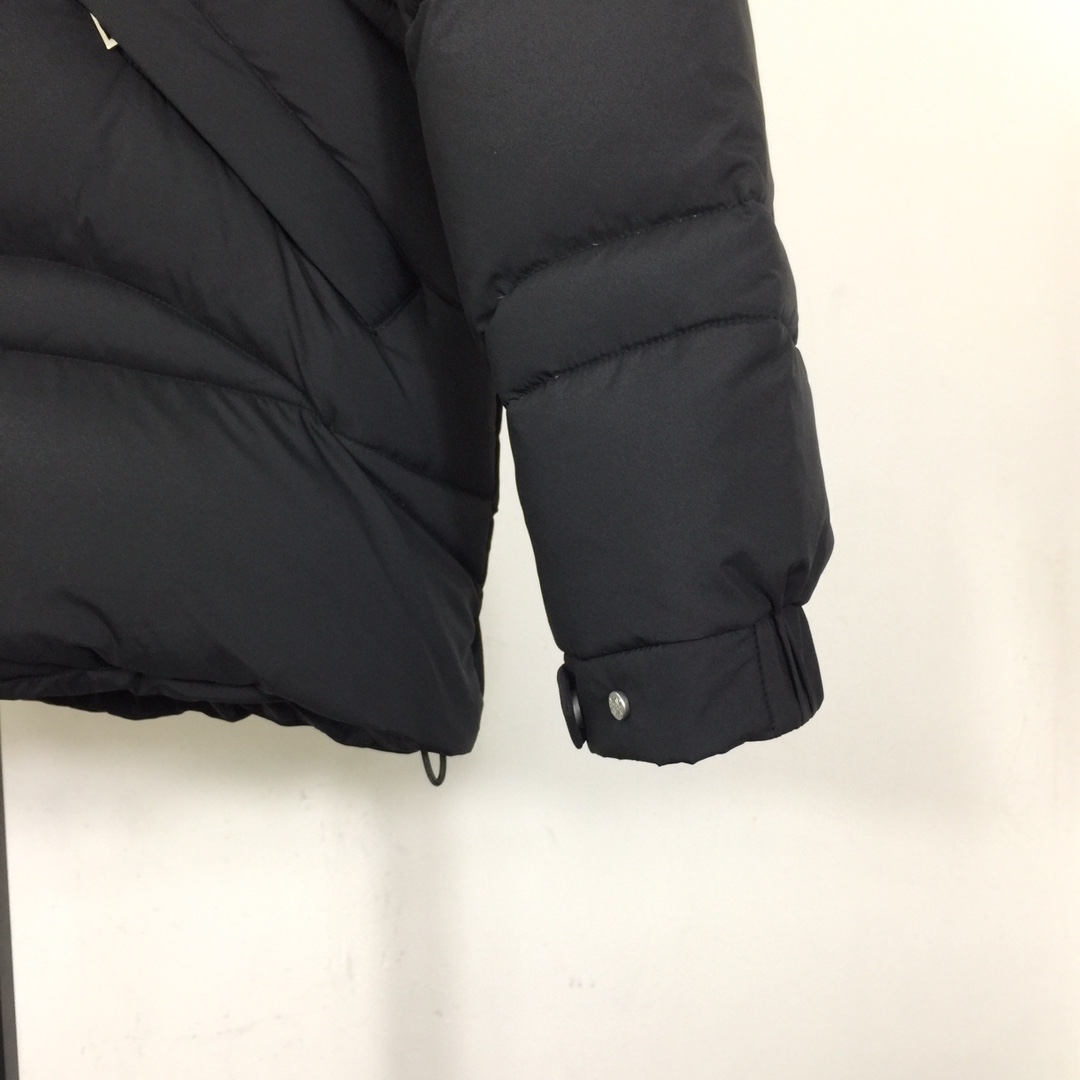 Loewe Logo Down Jacket - DesignerGu