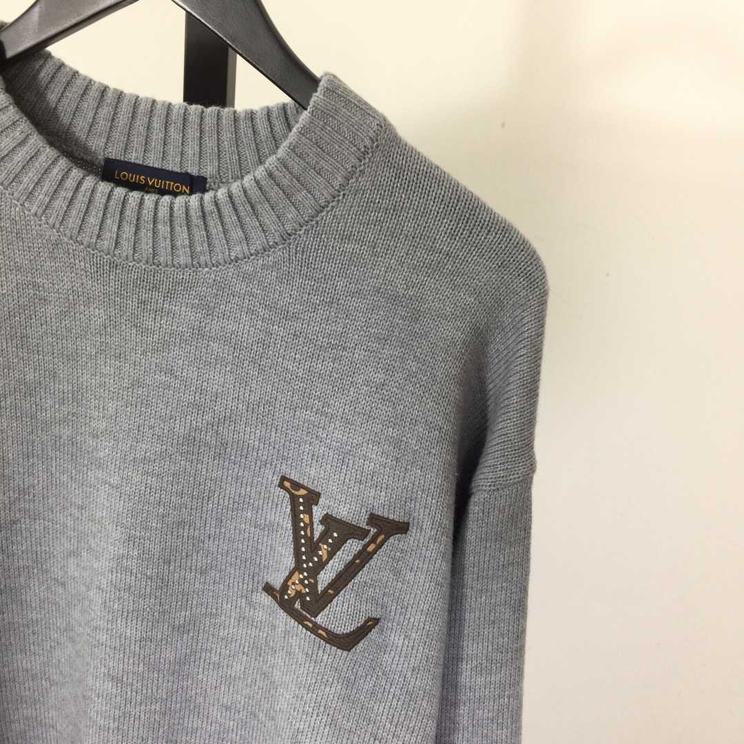 Louis Vuitton Logo Sweater - DesignerGu