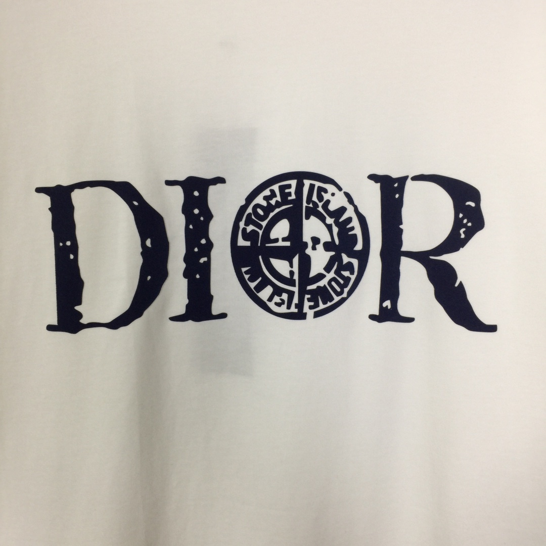 Dior And Stone Island T-Shirt - DesignerGu